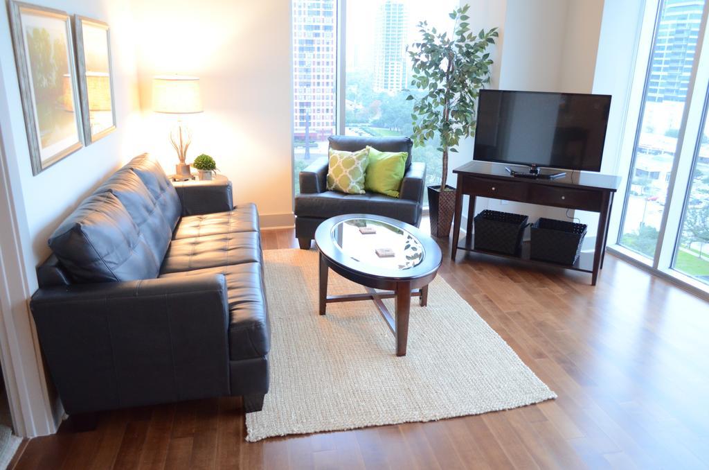 ヒューストンHanover Post Oakアパートメント 部屋 写真